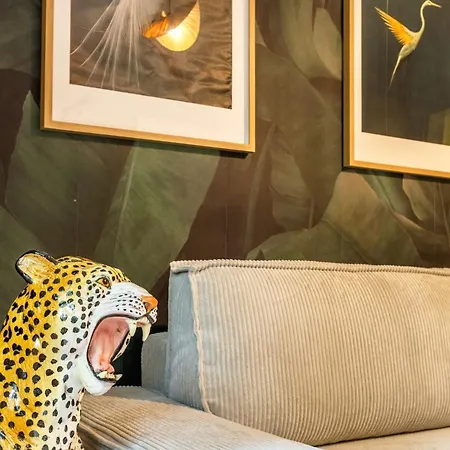 Jungle 3 Bedroom Zürich