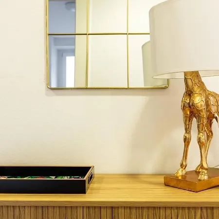 Jungle 3 Bedroom Appartamento Zurigo