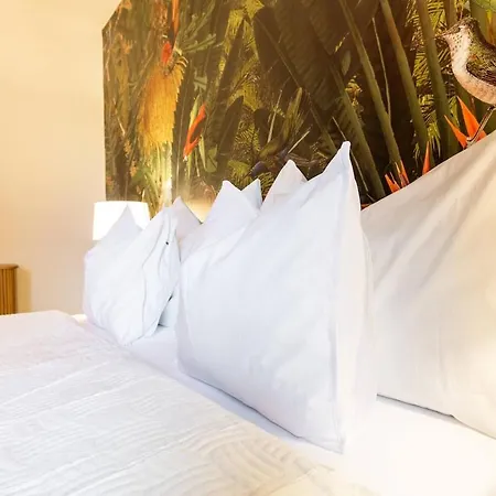 Jungle 3 King Beds & Terrace Hb