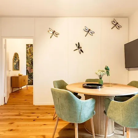 Jungle 3 Bedroom Appartamento Zurigo