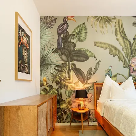 Апартаменти Jungle 3 King Beds & Terrace Hb *