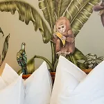 Jungle 3 King Beds & Terrace Hb
