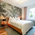 Jungle 3 King Beds & Terrace Hb *