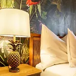 Jungle 3 King Beds & Terrace Hb דירה ציריך