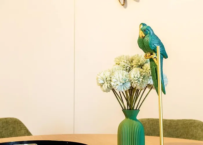 Jungle Suite 3 King Beds & Terrace Zuerich Hb * Zurigo