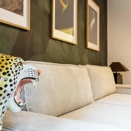 Jungle Suite 3 King Beds & Terrace Zuerich Hb 아파트 취리히